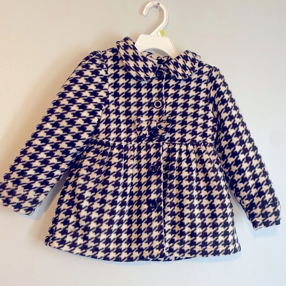 Toddler girl houndstooth coat.